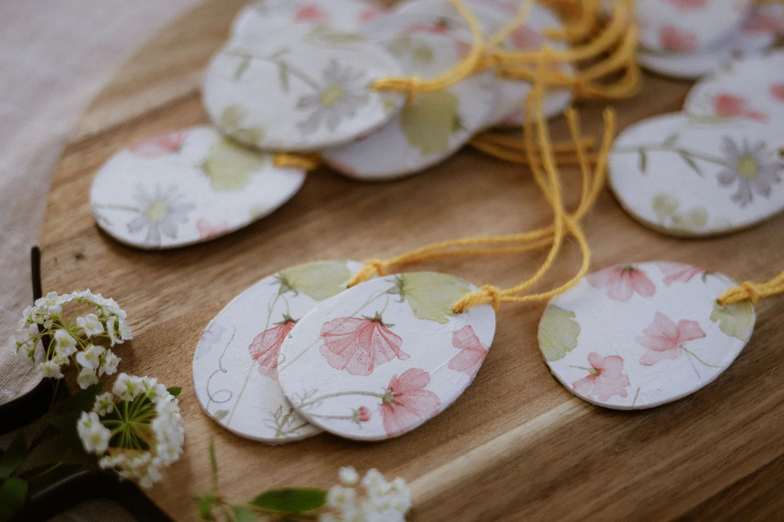 Handmade floral tag design inspiration, photographed on Pexels